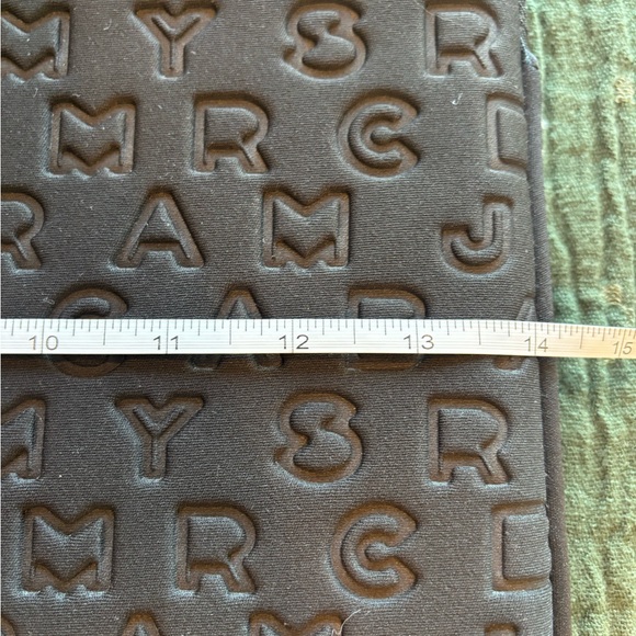 Marc Jacobs Embossed Black Laptop Case 14” - Picture 6 of 7